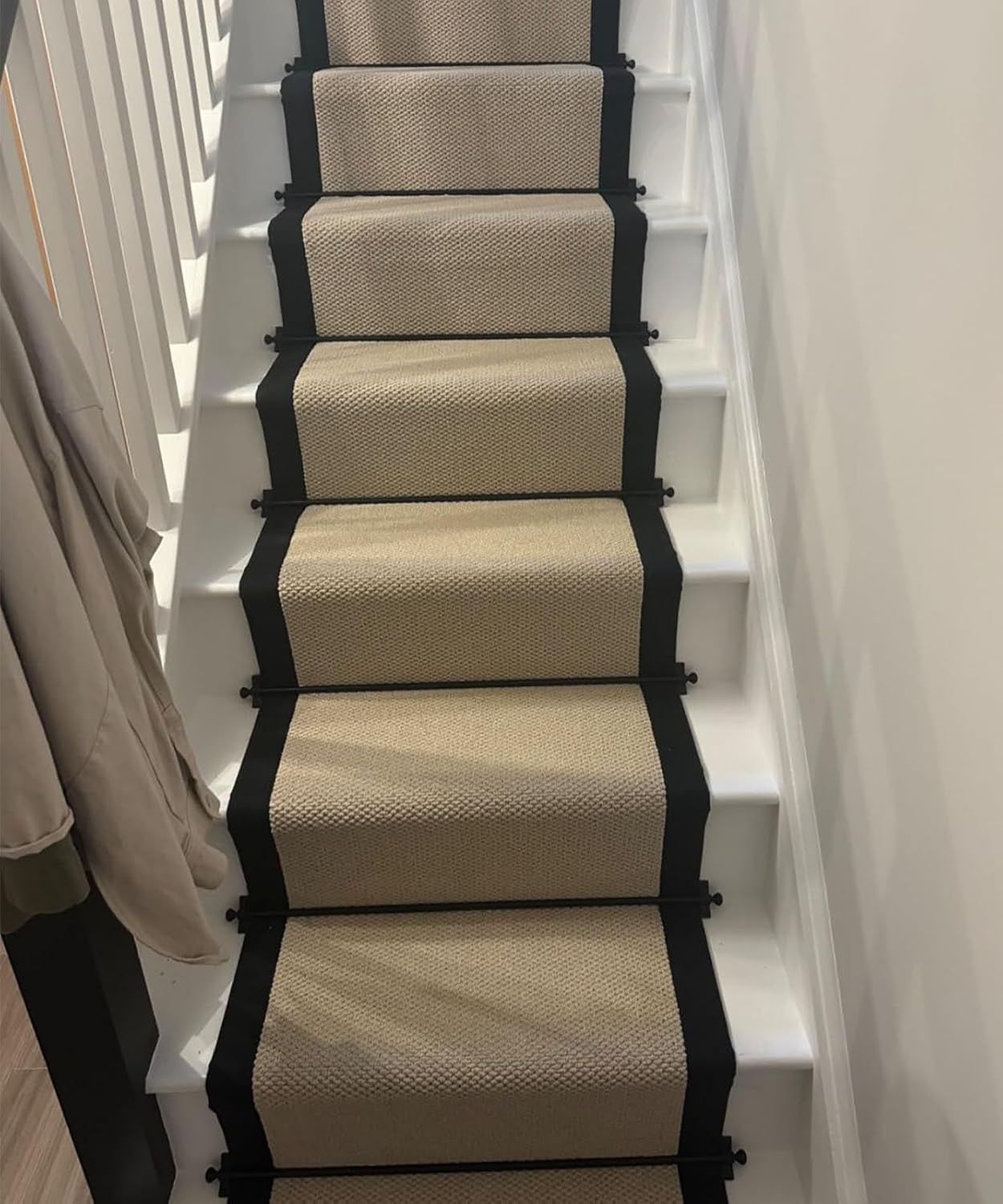 Polished Plated Stair Pole to Secure and Decorative Stair Carpet, Stair Rods Stair Carpet Rods Black Brass, Indoor Outdoor Staircases Runner Carpet Rods,Black-1pc-122cm(48in)