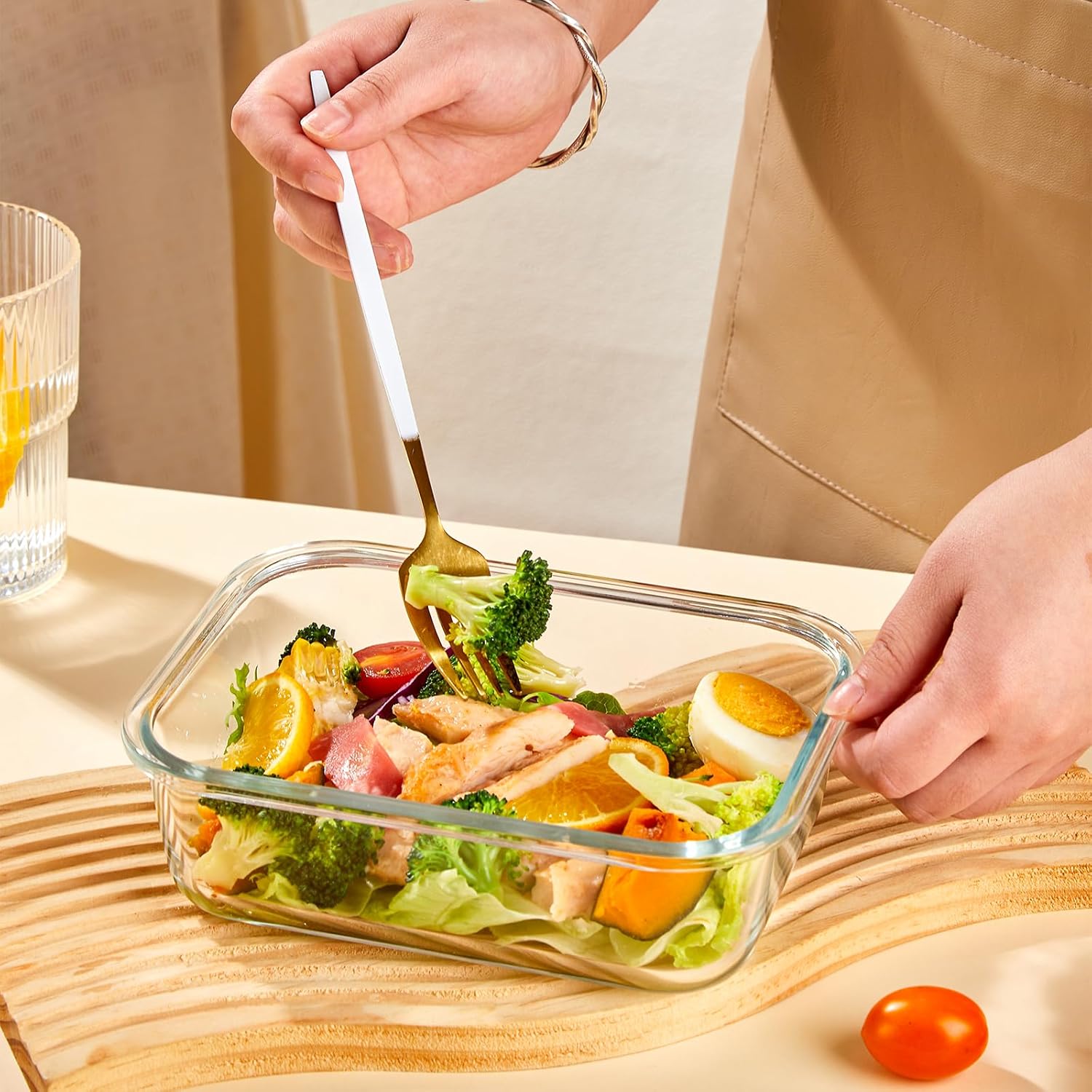 YUNCANG 8 Pack Glass Food Storage Containers with Lids, 5oz to 35oz Meal Prep Containers, Airtight Bento Boxes with Leak Proof Locking for Microwave, Oven, Freezer and Dishwasher, BPA Free - Image 5