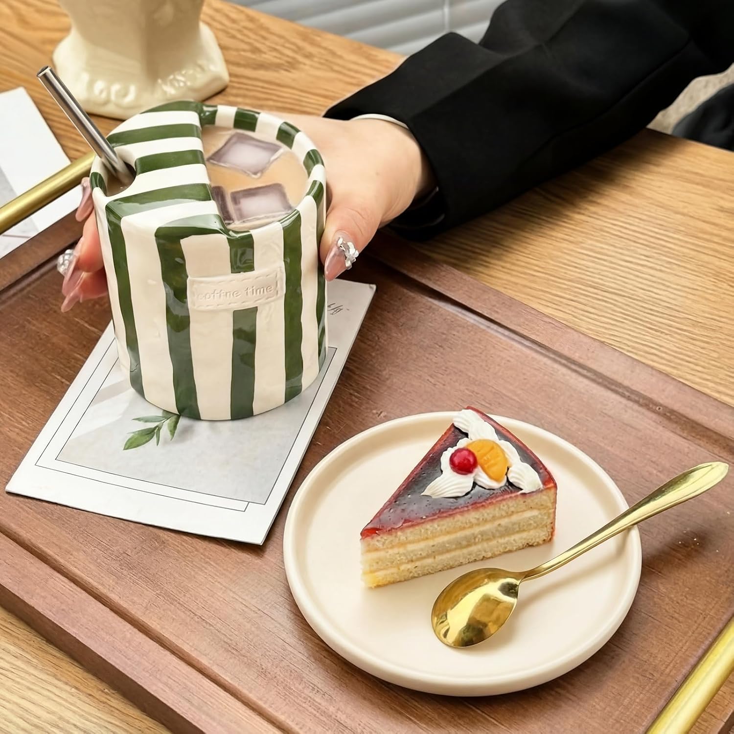 2 Pack Ceramic Coffee Mug with Sip Hole Espresso Cup 10oz with Straws Retro Hand Painted Striped Porcelain Coffee Tea Cup Cappuccino Latte Mug for Kitchen Dining Travel (Green,Brown)