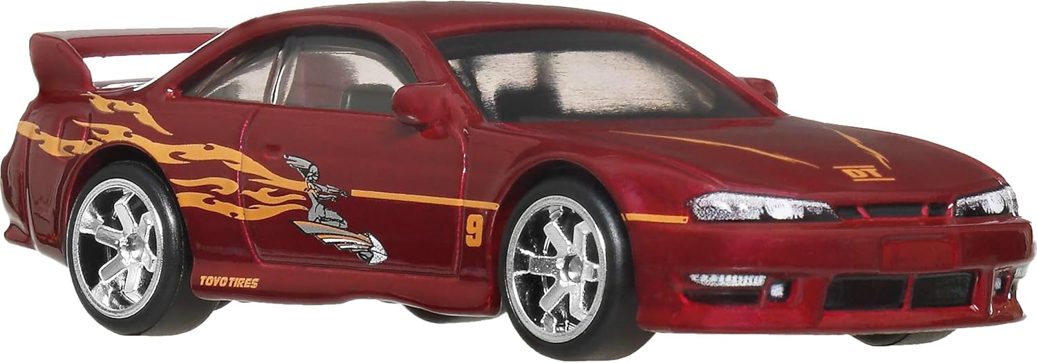 Hot Wheels Cars, Premium Fast & Furious 1:64 Scale Die-Cast Car for Collectors Inspired by Fast & Furious Movie Franchise