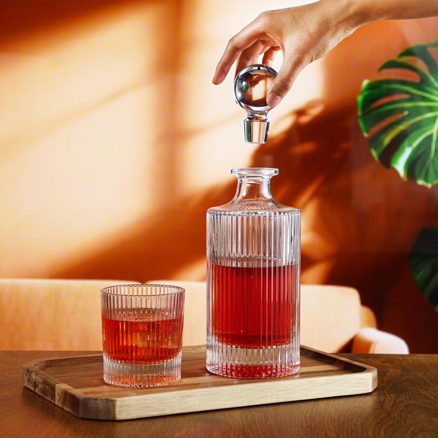 Qinyoung Whiskey Decanter Set with 4 Old Fashioned Whiskey Glasses, 27oz Liquor Decanter & 10oz Bourbon Glasses, Vintage Barware for Home Bar, Gift for Men Dad Husband Father Bosses Birthday