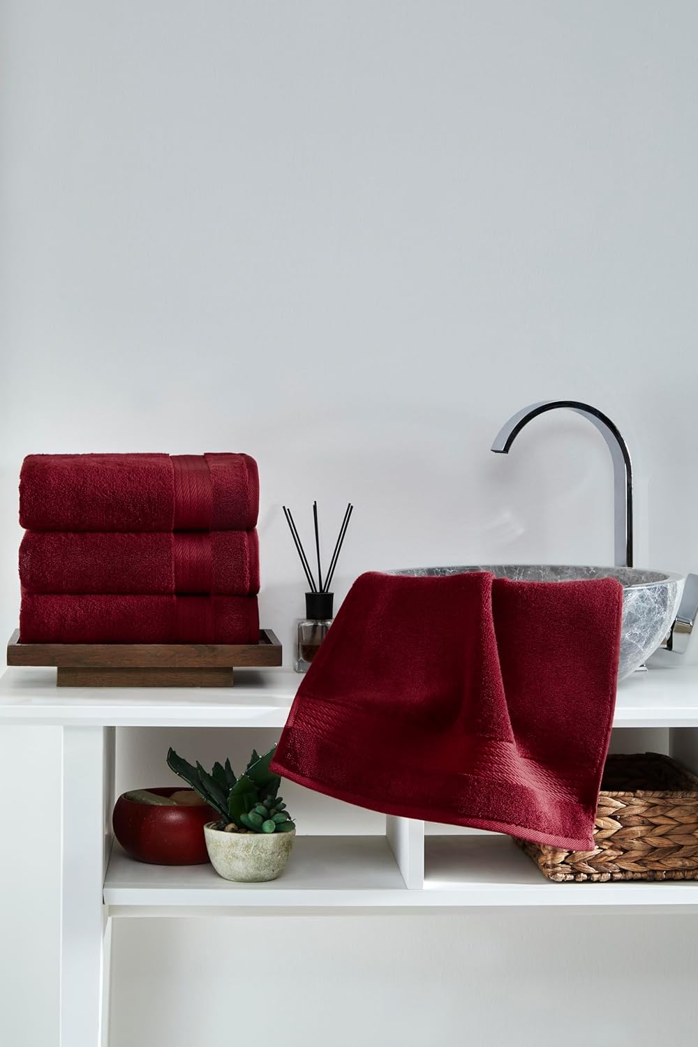 Ozdilek 4-Piece 16x30 Hand Towels 575 GSM – 100% Turkish Cotton, Luxury Soft, Quick Dry & Absorbent, Fade-Resistant, Comfortable Cotton Towel (Brick Red)