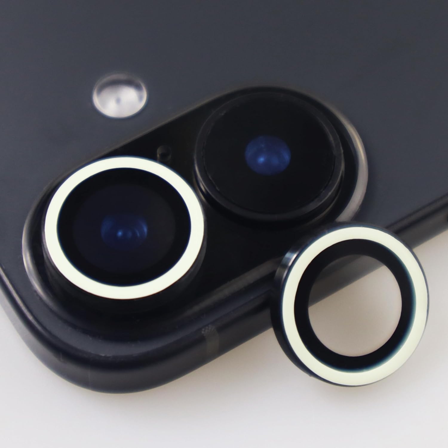 BONVAN for iPhone 16/16 Plus Camera Lens Protector Glow in the Dark Tempered Glass Screen Accessories Luminous Lens Cover for iPhone 16/16Plus (2PCS) (Pink)