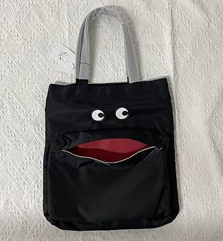 石田ゆり子さん　アニヤハインドマーチポーチ 石田ゆり子さん アニヤハインドマーチポーチ