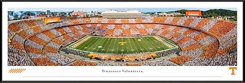 Blakeway Panoramas - Impresión enmarcada estándar de Tennessee Vols, tablero de ajedrez, 40.25 x 13.75 pulgadas