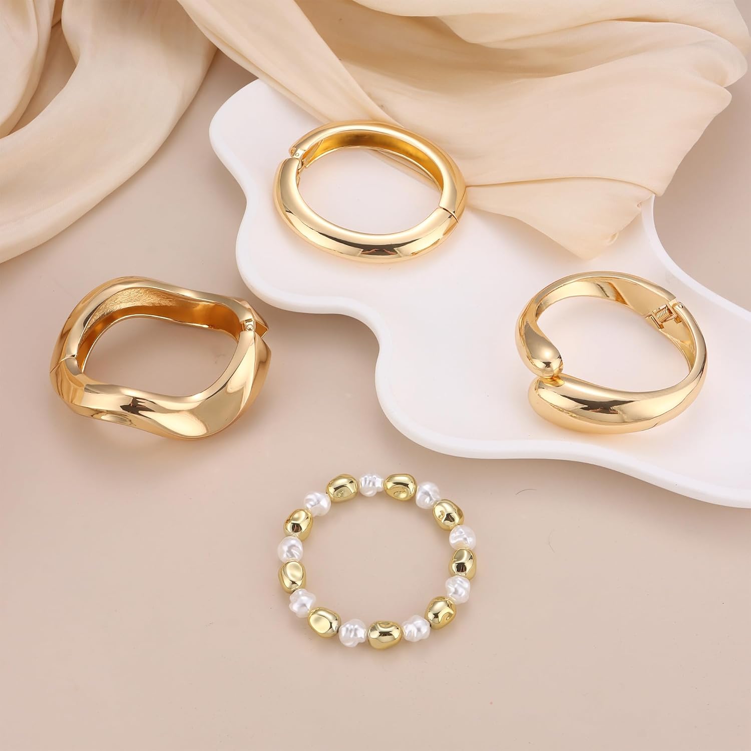 MOZAKA 4PCS Chunky Gold Bangle Bracelets for Women Trendy Wide Wrist Cuff Bracelets Stack Statement Bangle Fashion Jewelry Gift - Image 6