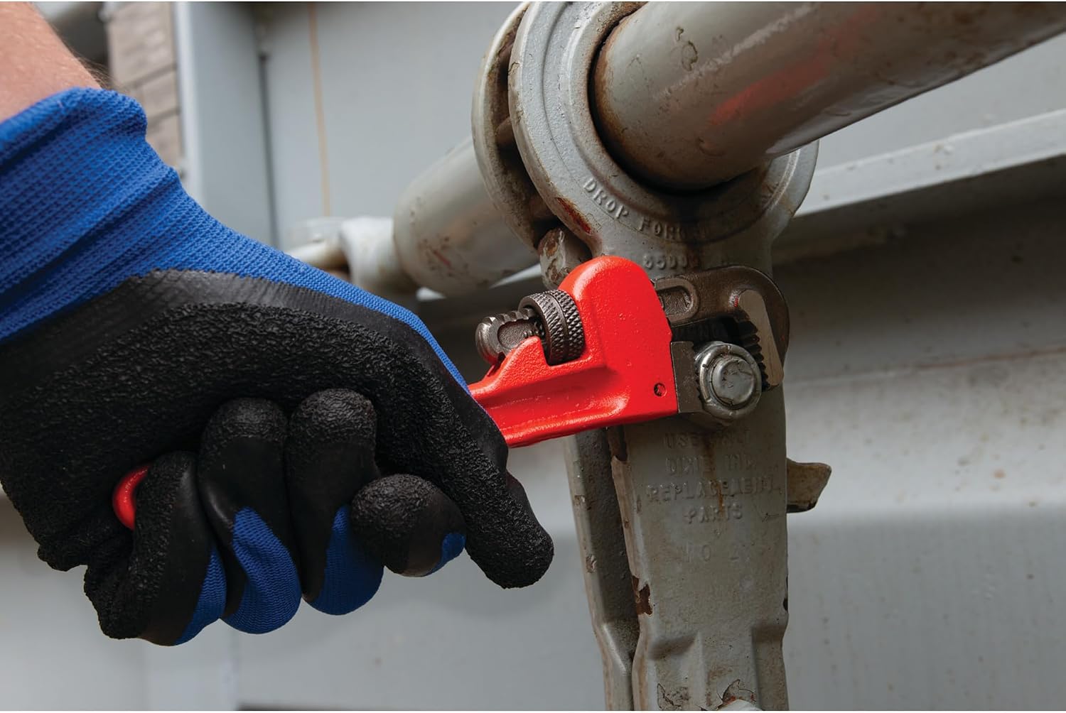 Performance Tool W1133-8B Heavy-Duty Adjustable Straight Pipe Wrench, 8-inch