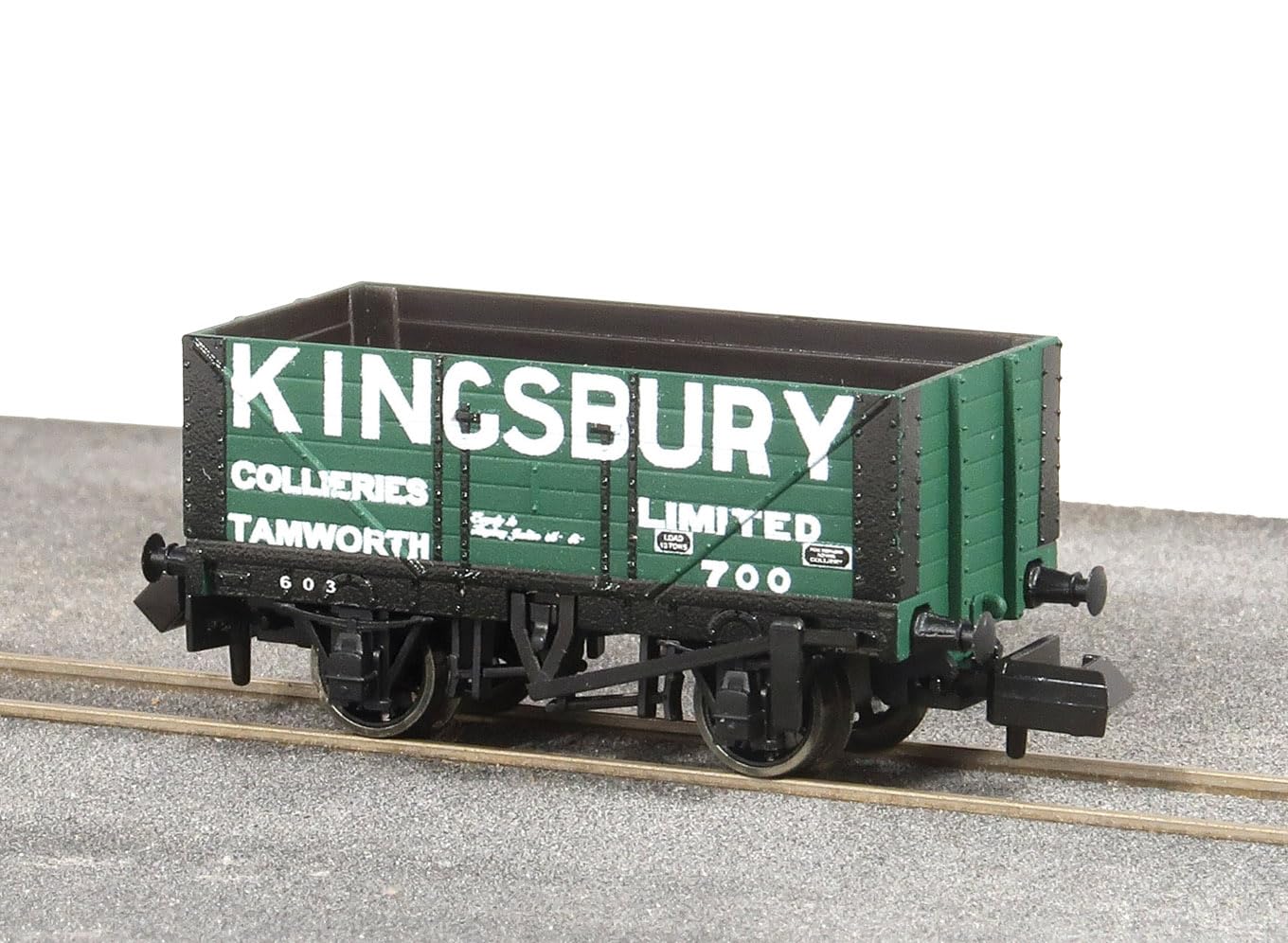 Peco Quality Line Wagon NR-7016P 9ft 7 Plank Open Wagon, Kingsbury N Gauge