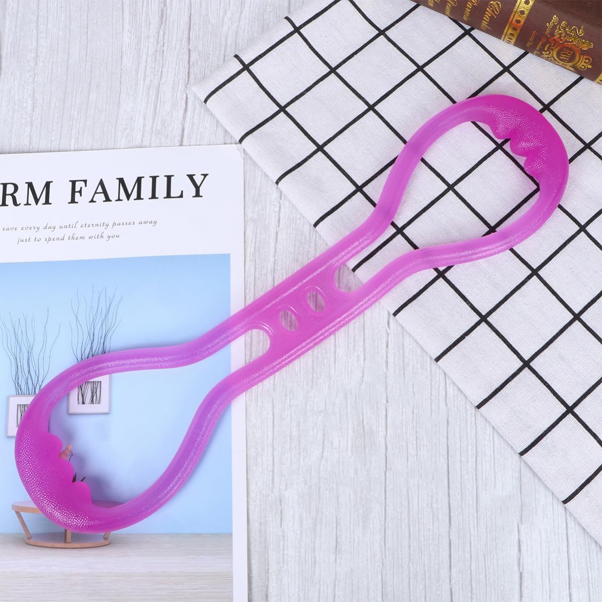 HOMSFOU Purple Sebs Chest Expander with Double Hole Design for Men and Women, High Elasticity Fitness Pulling Rope for Arm Exercise, Muscle Training, and Stress Relief at Home