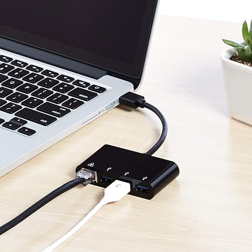 Miniatura 5 de Tienda Basics Adaptador de 4 puertos con 3 puertos USB-A 3.0 y 1 puerto Ethernet RJ45 Gigabit, negro