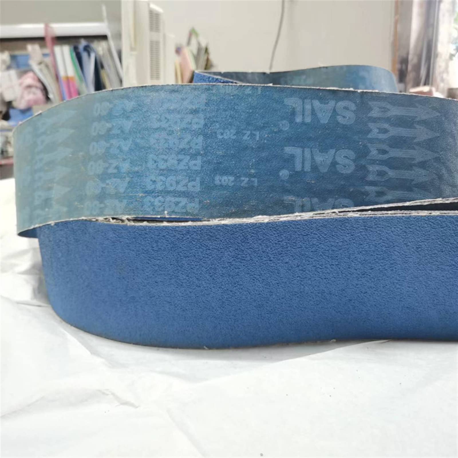Bande abrasive, bandes abrasives, accessoires for ponceuses à bande, 5 pièces de 3000 x 100 mm, 118 x 3,9 cm, bandes abrasives en corindon de zirconium bleu for meuleuse d'angle (couleur : 40#) (Colo