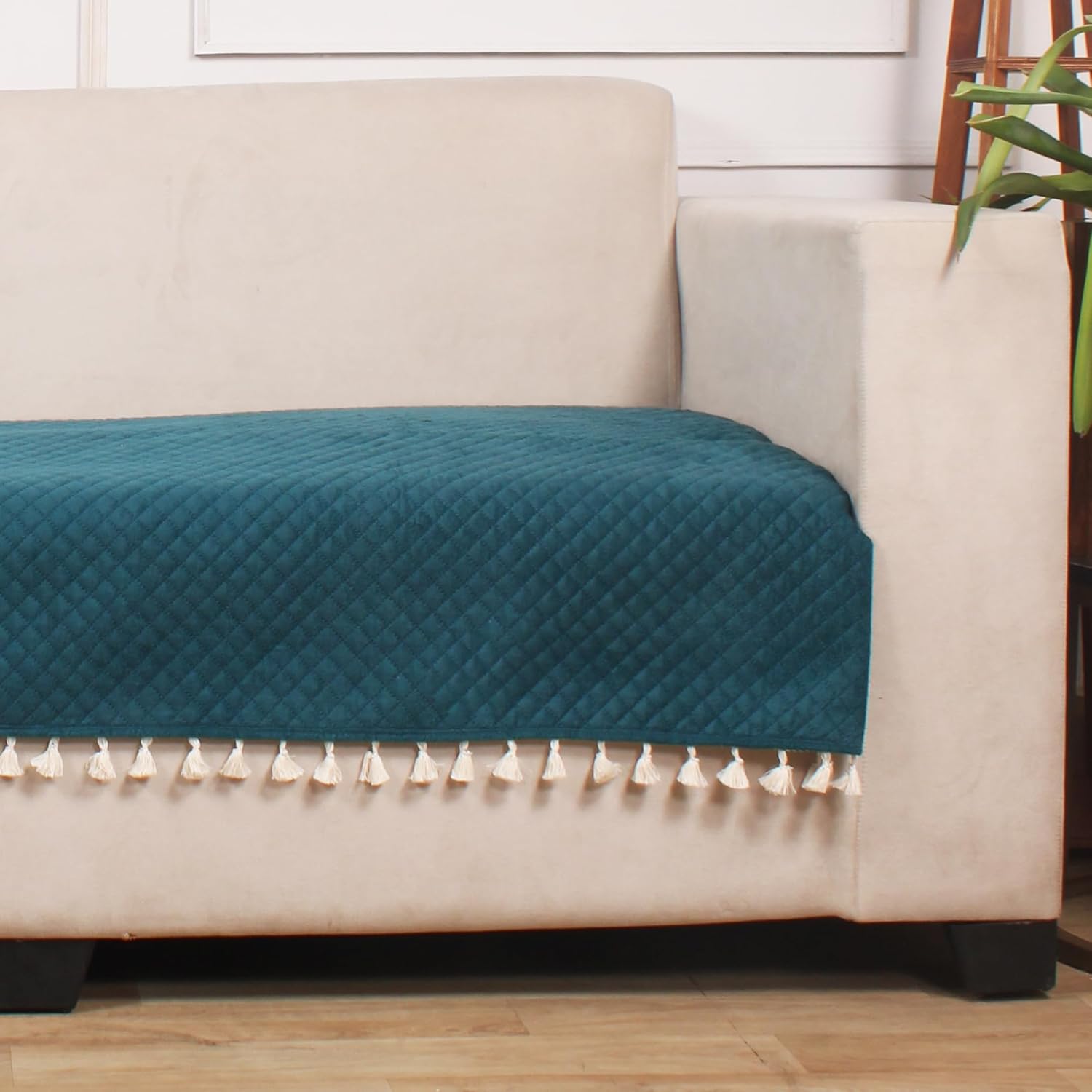 Amazon Brand - Umi 3 Seater Quilted Velvet Sofa Cover Protector with Tassel (Green) offers donot miss 3 Amazon Brand - Umi 3 Seater Quilted Velvet Sofa Cover Protector with Tassel (Green) offers donot miss