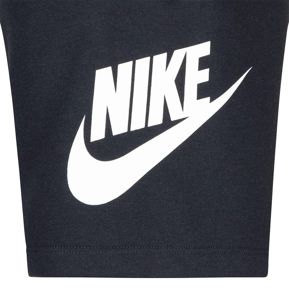 Nike Club Tee & Short Set