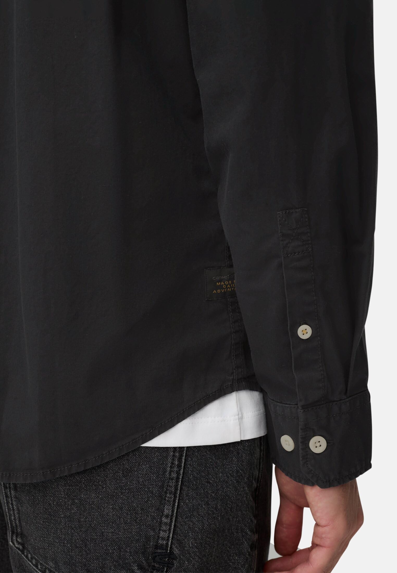 camel active Herren Langarmhemd mit Button-Down Kragen