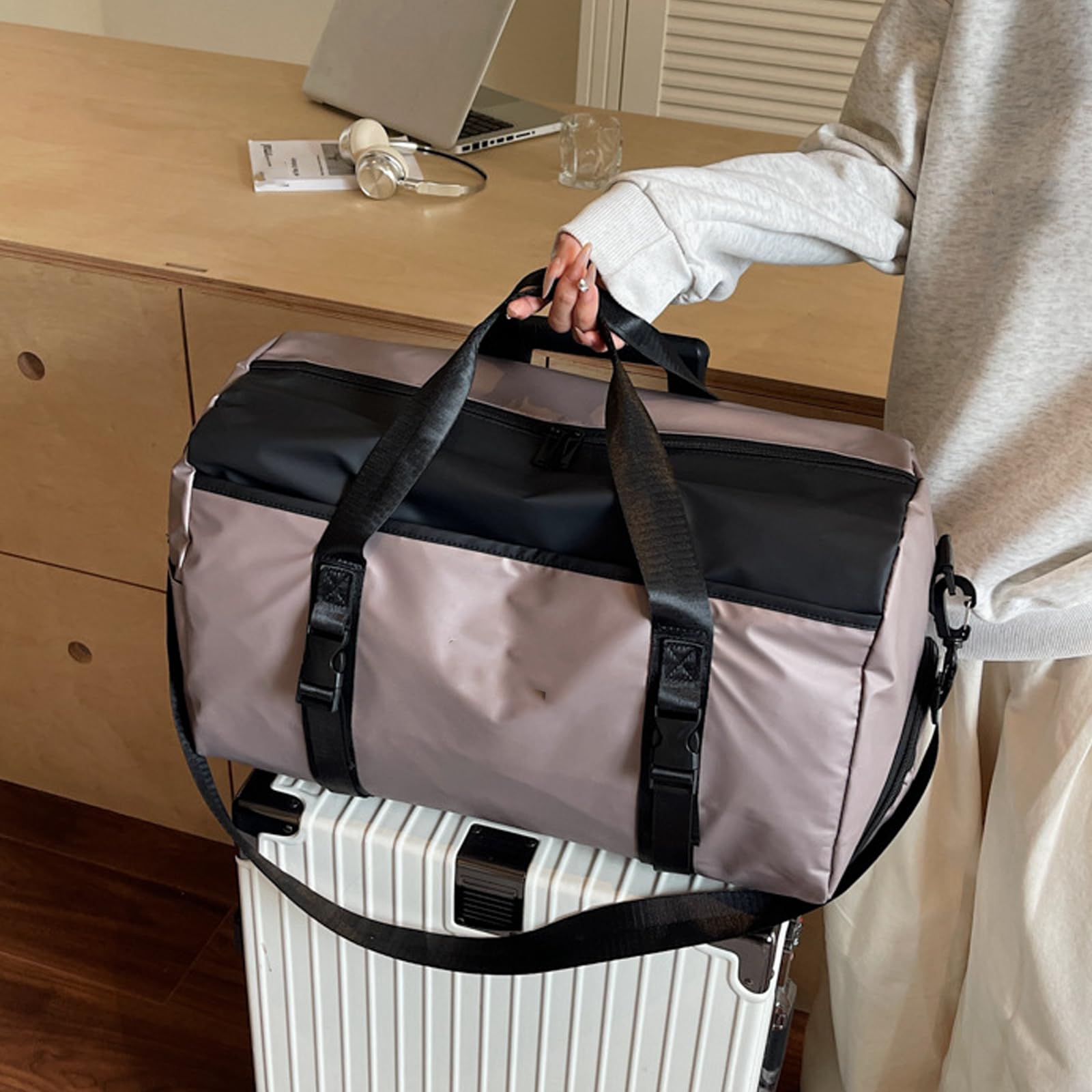 Pratico borsone sportivo con spazio dedicato per le scarpe Oxford resistenti all'acqua Tracolla ergonomica per appassionati fitness Borsa da palestra impermeabile con scomparto per scarpe