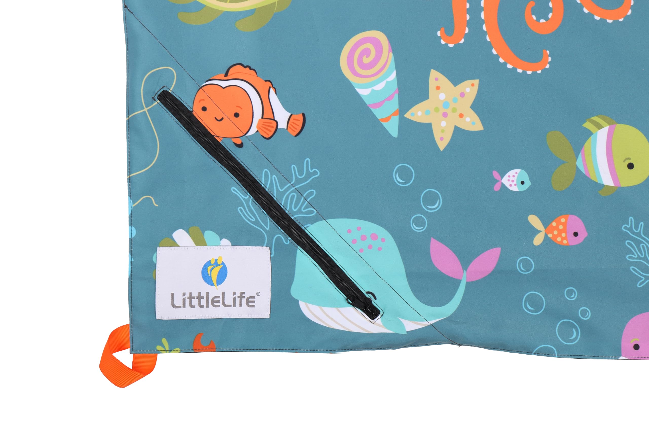 LittleLife Przenośna podróżna mata do zabawy | wodoodporna mata do zabawy dla niemowląt i małych dzieci z kołkami i kieszeniami na piasek, idealna na dni na plaży, pikniki i wakacje na kempingu, 1,5 m