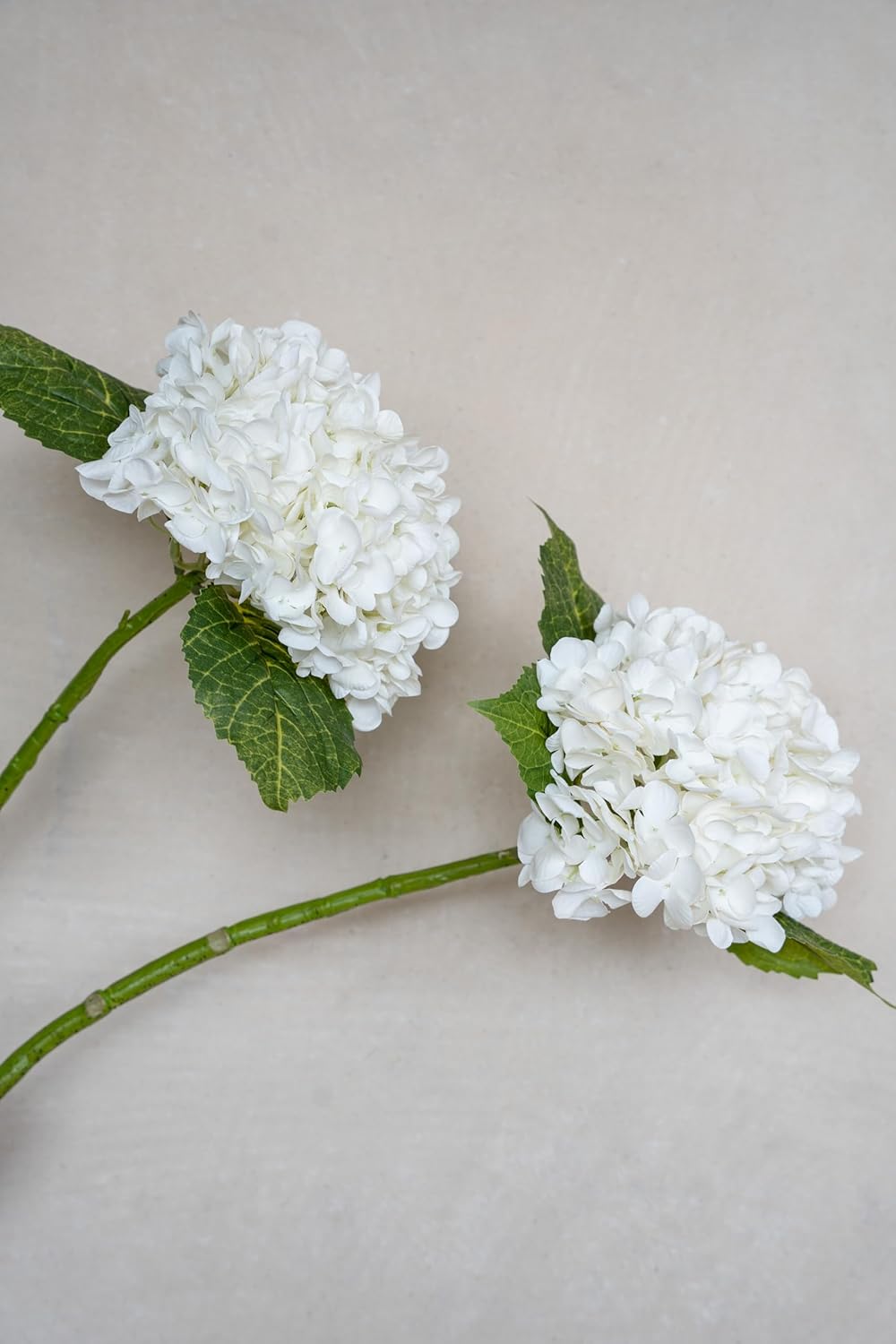 White Hydrangea Stems – Pack of 3 – by Alice Lane Home Collection – Silk Flowers – Full Hydrangea Flowers Artificial with Stems – Home Décor