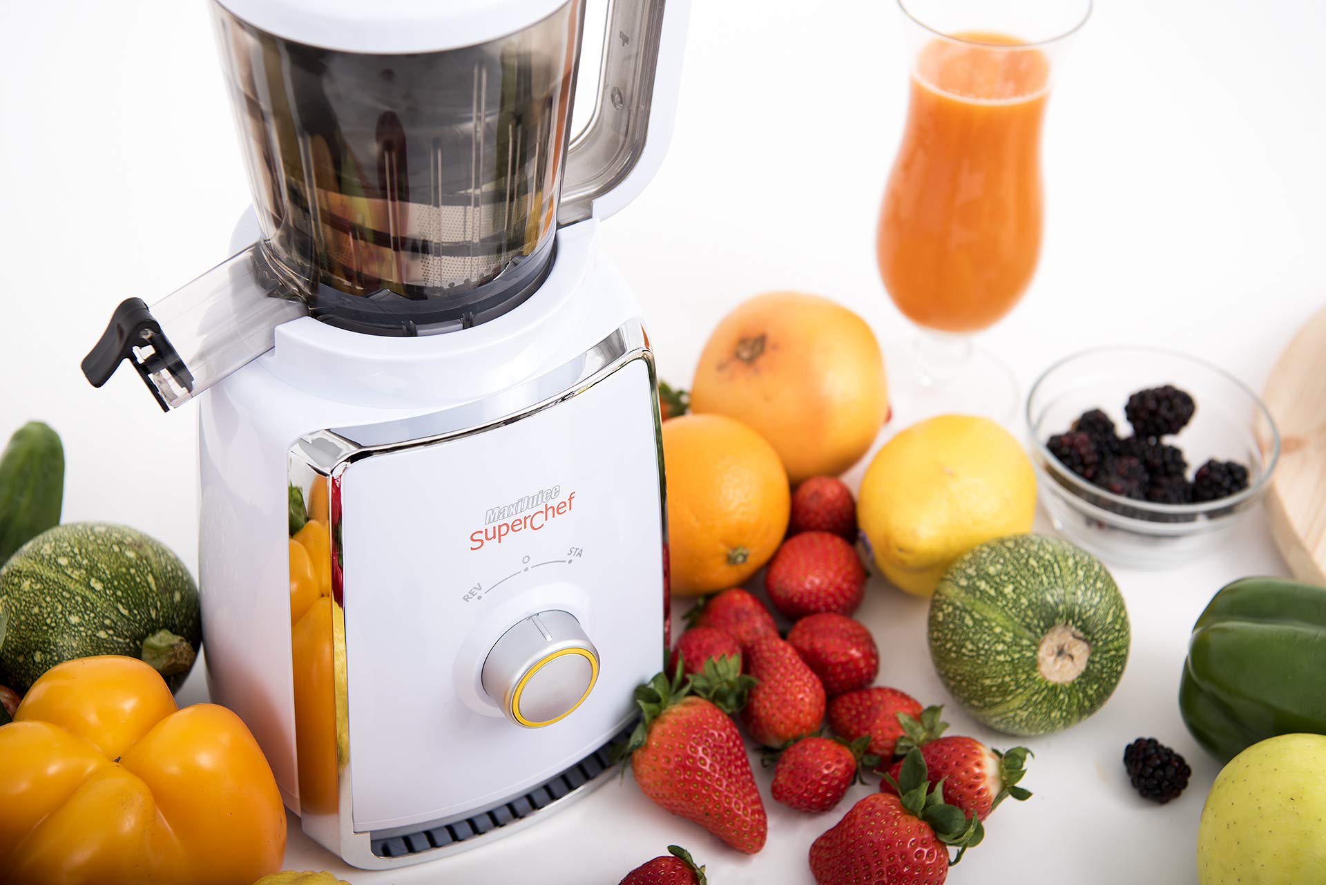 Licuadora extracción lenta Superchef SL100 para frutas y verduras. Extractor de prensado lento, extractor de zumos, 1 litro de capacidad, silencioso.