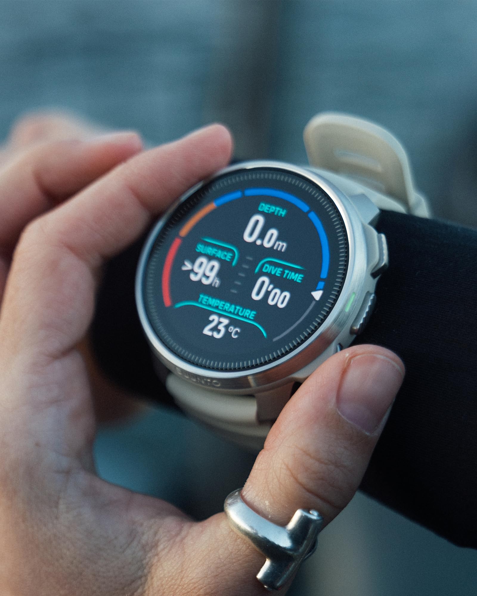 SUUNTO Pasek do Zegarka 22 Div1 Silicone Strap Sand Gray S+M