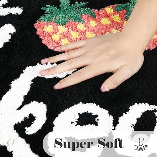 Miniatura 3 de Yonchic Get Naked - Tapete de baño con diseño de fresa, bonita y divertida, tapete de baño de 20 x 32 pulgadas, color blanco y negro, absorbente de