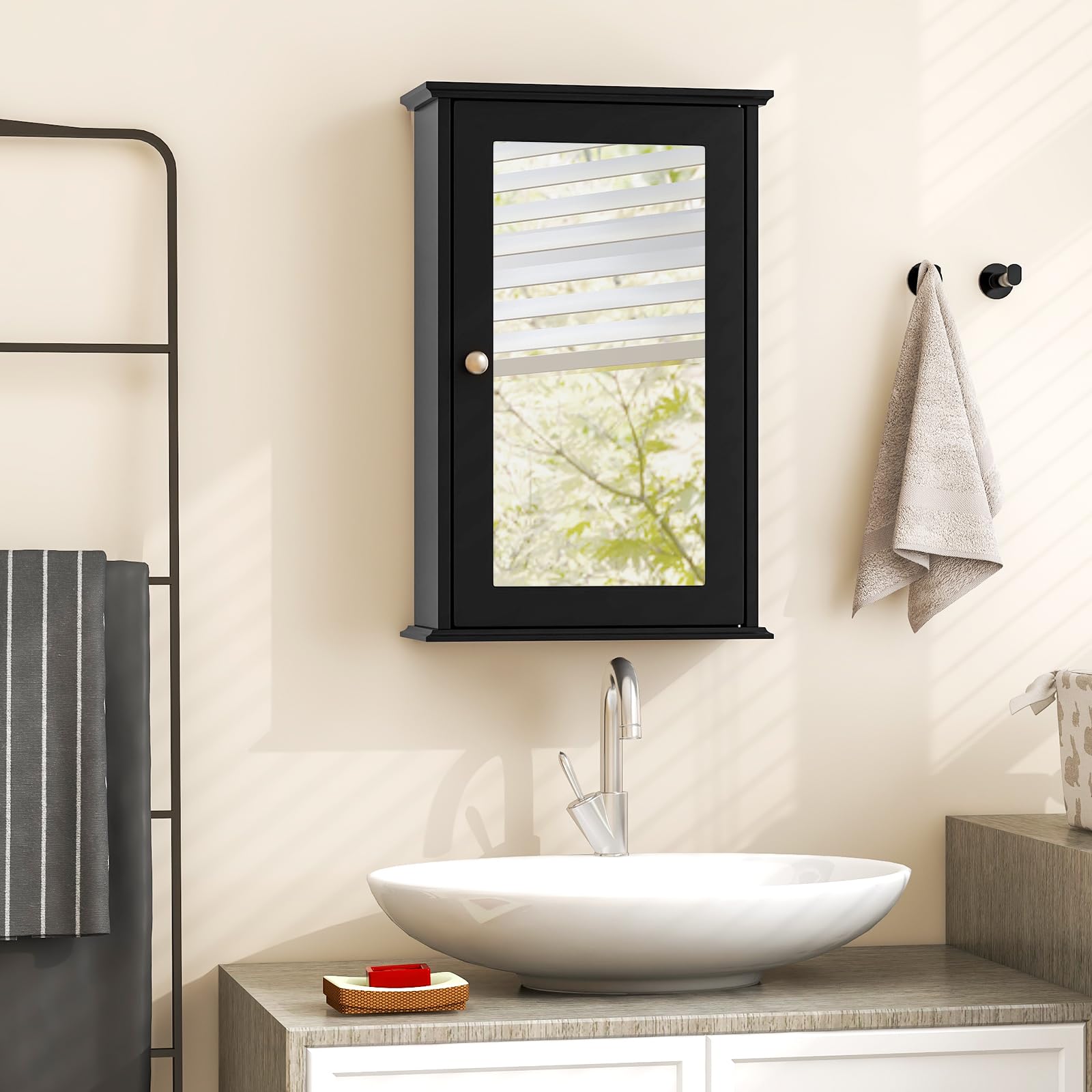 LIFEZEAL Mobiletto Bagno Salvaspazio con Specchio da Parete, Armadietto, Mobile, Amadio, Pensile Bagno Sospeso da Muro, Apertura Bidirezionale, con 2 Ripiani, Moderno, Salvaspazio, 34x15x53cm, Nero