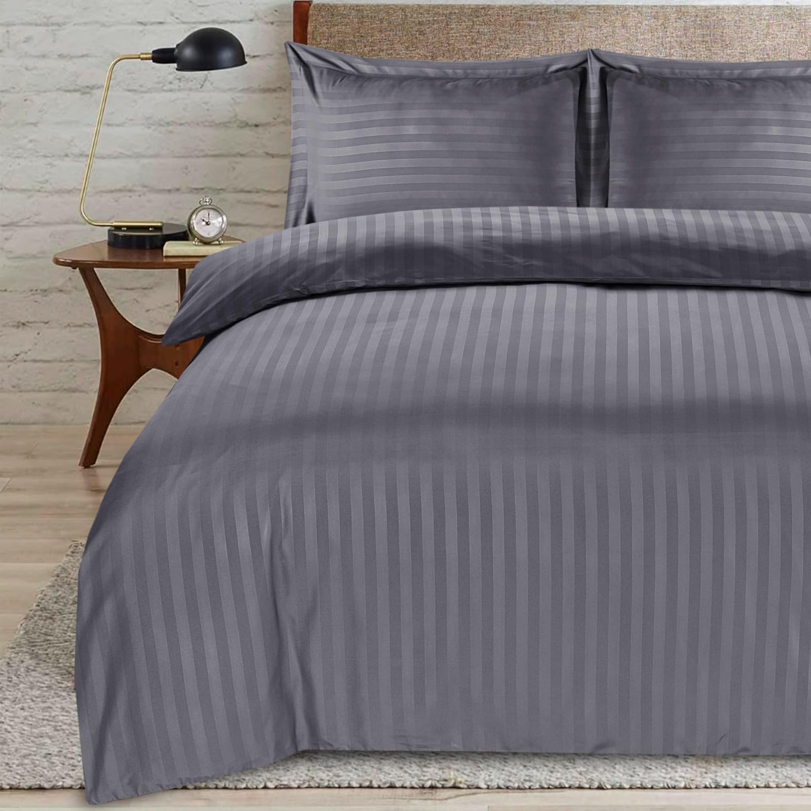 ZZZMRH Double Duvet Set, Premium Quality Grey Bedding Double Bed Set with Satin Stripes, Soft Breathable Double Duvet Cover with 2 Pillowcases, Hypoallergenic Reversible Bed Cover (Grey, Double) — image 1