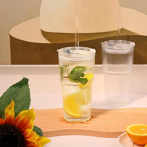 Miniatura 3 de Juego de 2 vasos de vidrio acanalado con tapas y pajitas, tazas de vidrio transparente vintage de 20 onzas, gran capacidad, irrompible, diseño