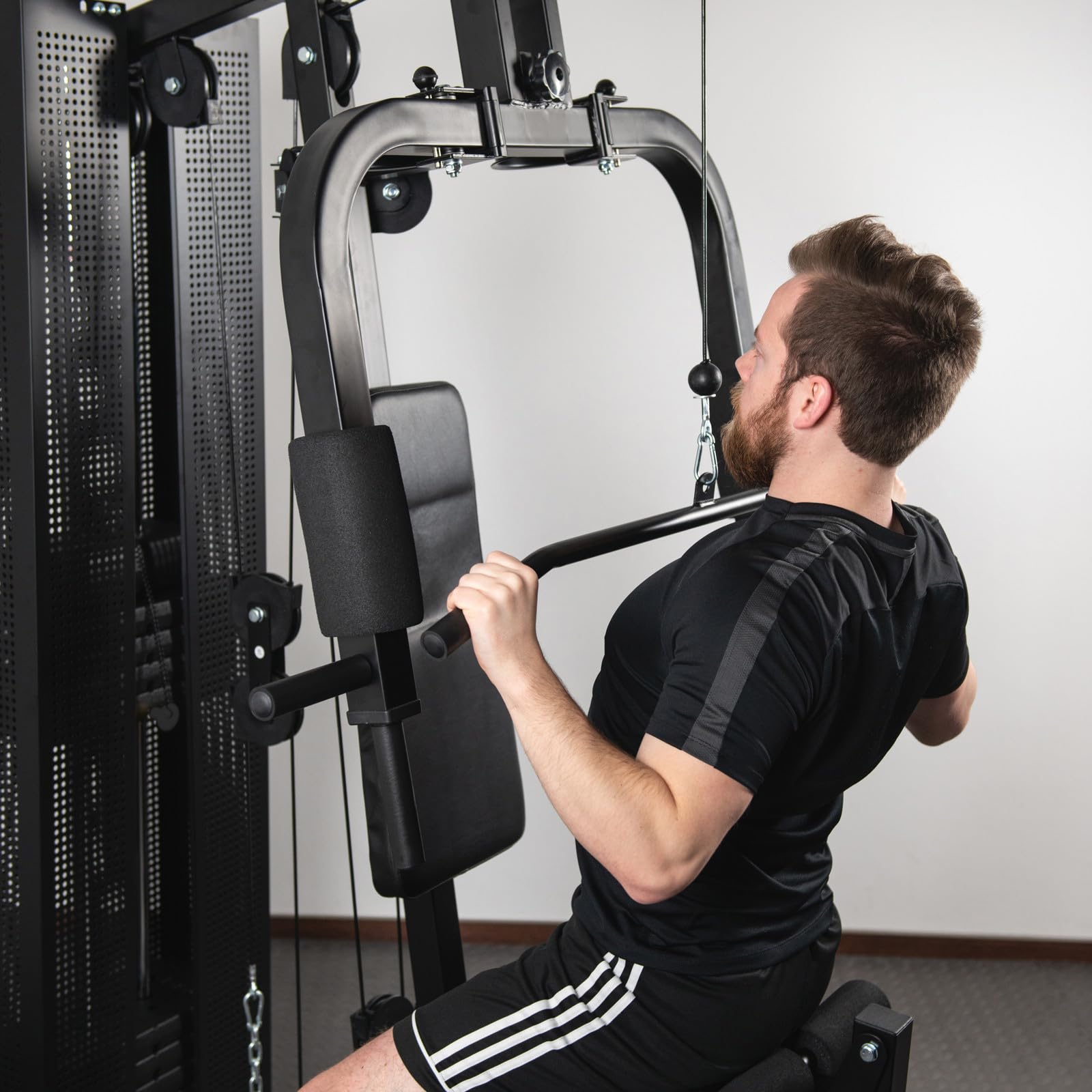 KETTLER Kraftstation Basic – Kompakter Multigym-Station für Ganzkörper-Krafttraining zu Hause, 50-kg-Gewichtsblock, Brustpresse, Butterfly, Latzug, Beinstrecker, max. 100 kg Benutzergewicht