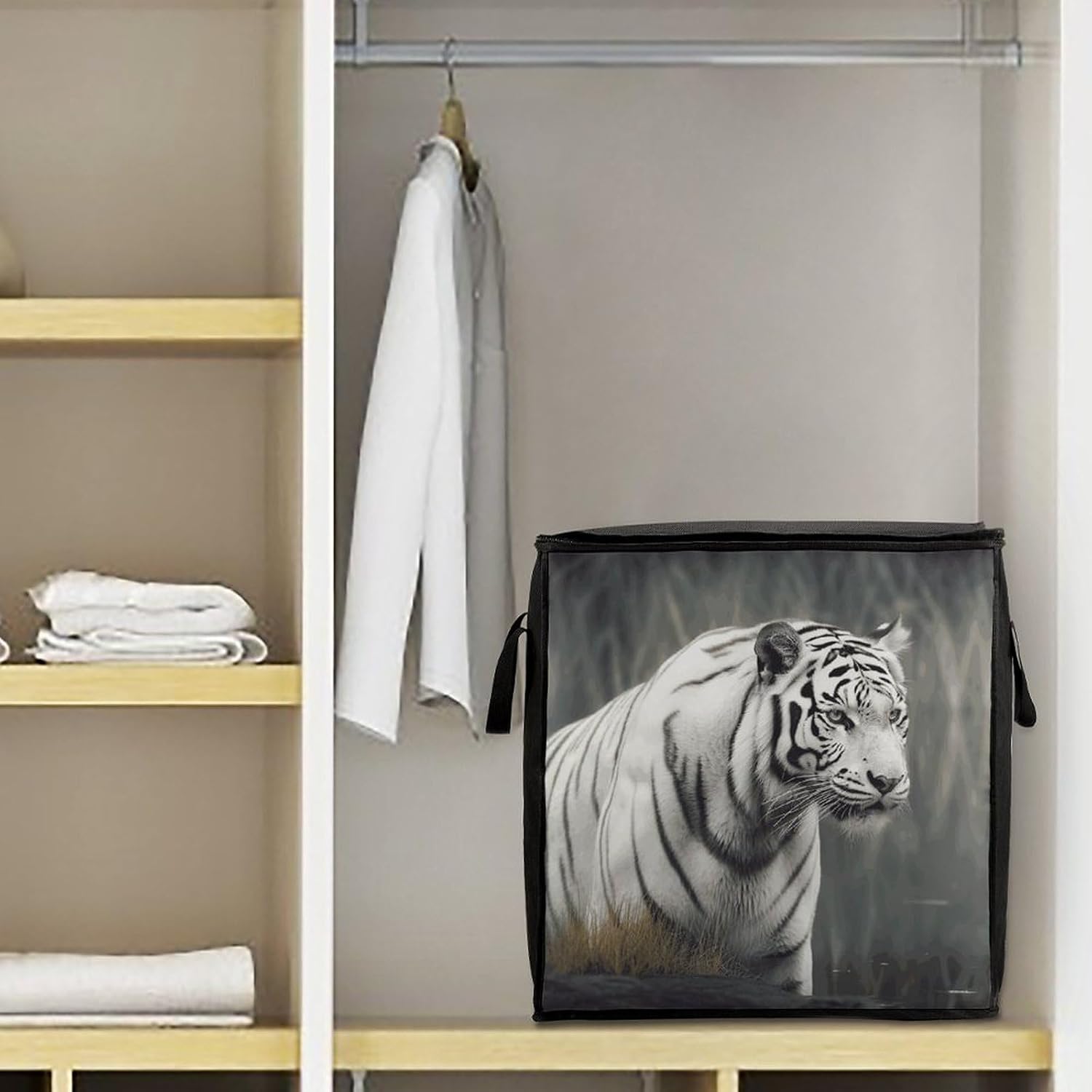 Large White Tiger Storage Bags with Handle Foldable Closet Organizers Clothes Storage Bins Bedding Storage Containers Fabric Moving Bags Blanket Comforter Storage Bag 70L
