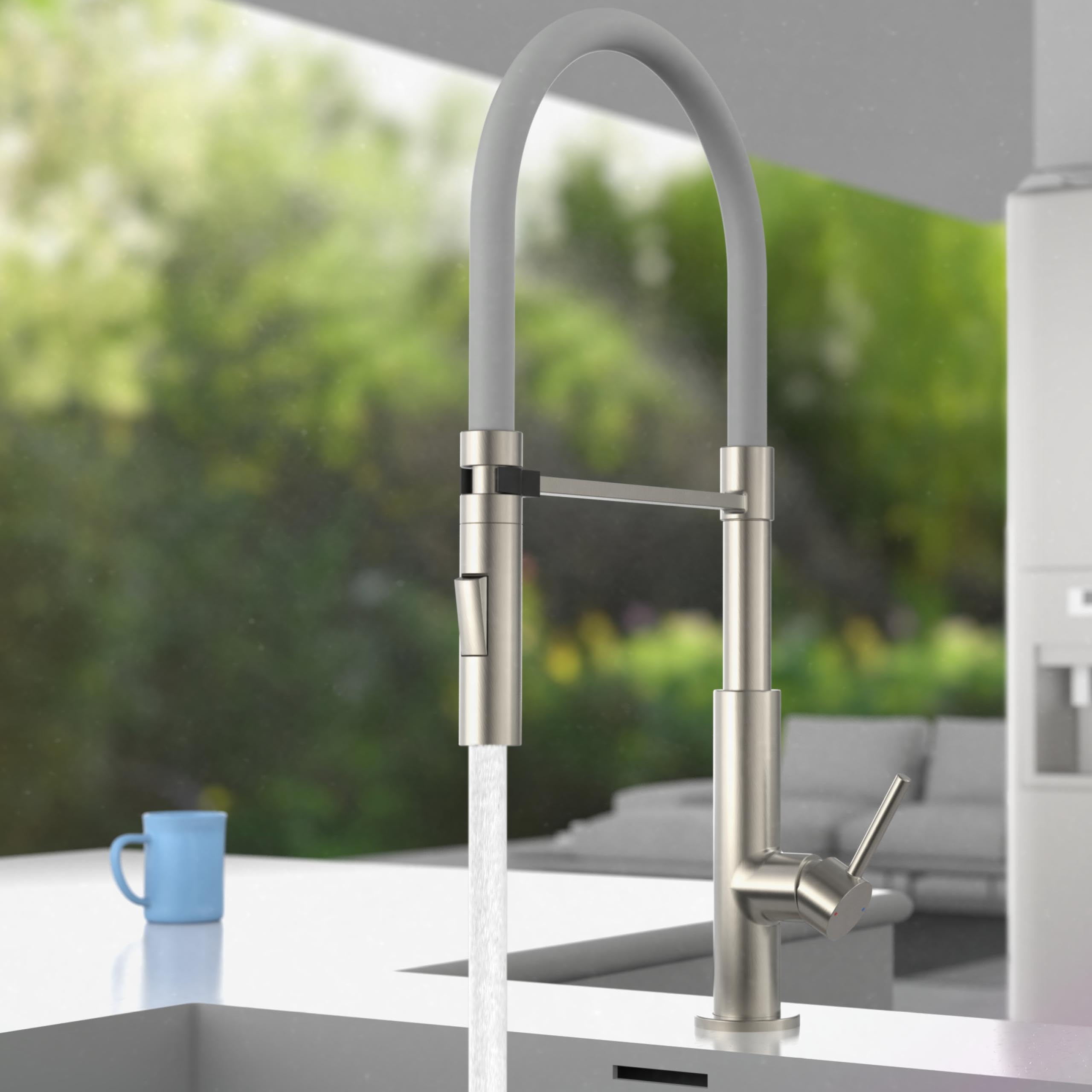 Schütte 23138 Design Spültischarmatur mit auswechselbaren Soft Touch Schlauch, 360 Grad schwenkbarer Wasserhahn für die Küche, Küchenarmatur Einhebelmischer, Mischbatterie in Edelstahl/Schwarz