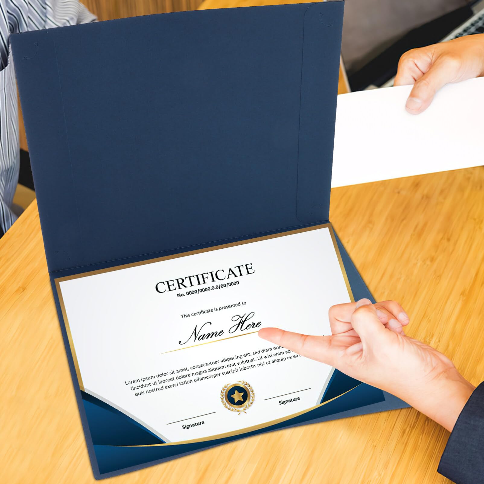 Titulaires De Certificats 10 Pièces Porte Diplôme Couvertures De Documents Avec Bord En Feuille D'or Certificats Carton Pour Certificat Carte Invitation Prix Foncé