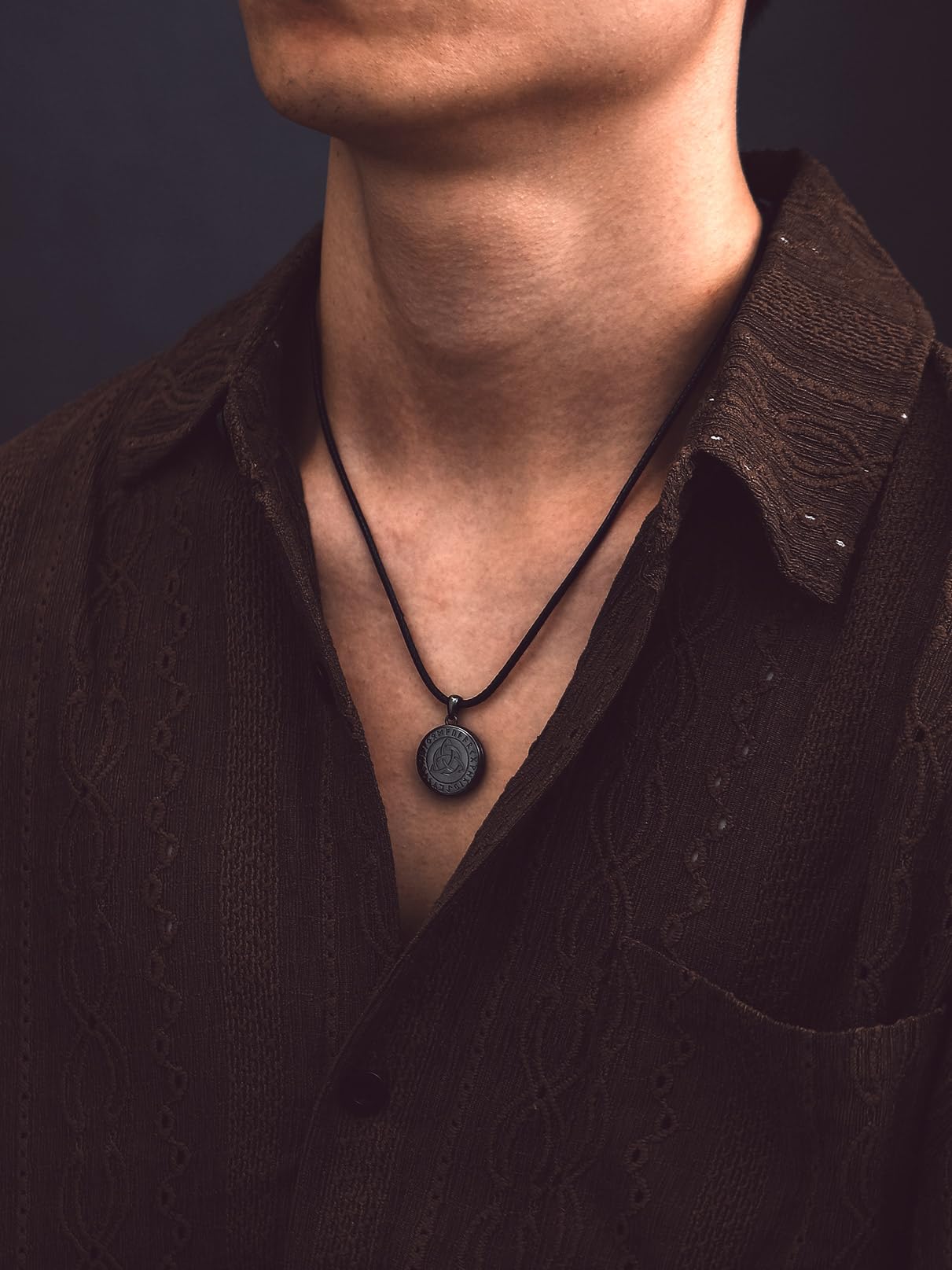Bandmax Damen Herren Medaillon zum öffnen für Bilder Halskette 925 Sterling Silber Fotokette mit Anhänger Lederkette mit Bilder Rund Kettenanhänger Amulett Souvenir Schmuck für Frauen Mutter Freundin