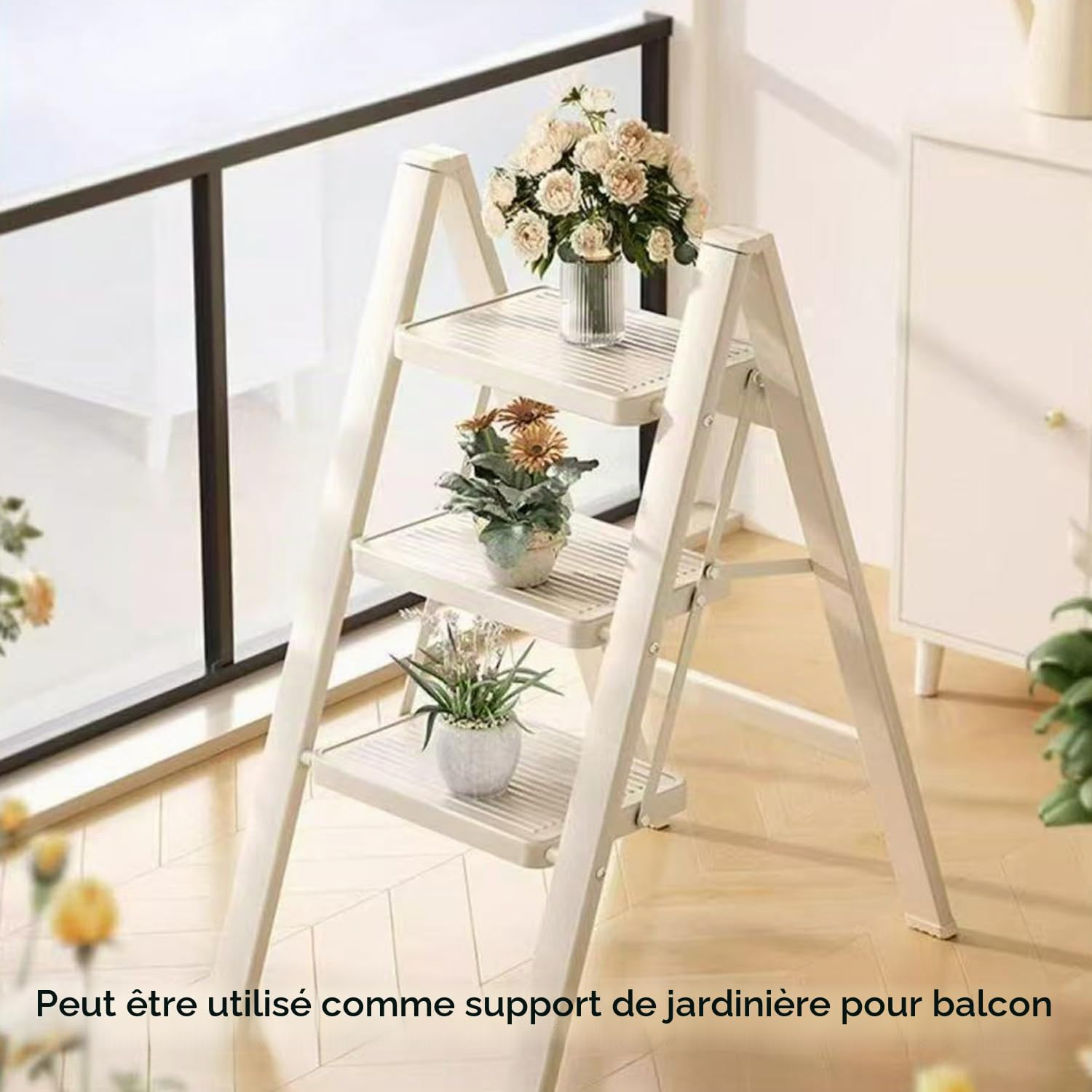 Escabeau 3 Marches Pliable,Léger Et Compact,Pédale Antidérapante Élargie,Cadre en Acier Robuste,Capacité De Charge De 150 Kg,Convient pour La Cuisine,La Maison,l'Extérieur Et Le Bureau.