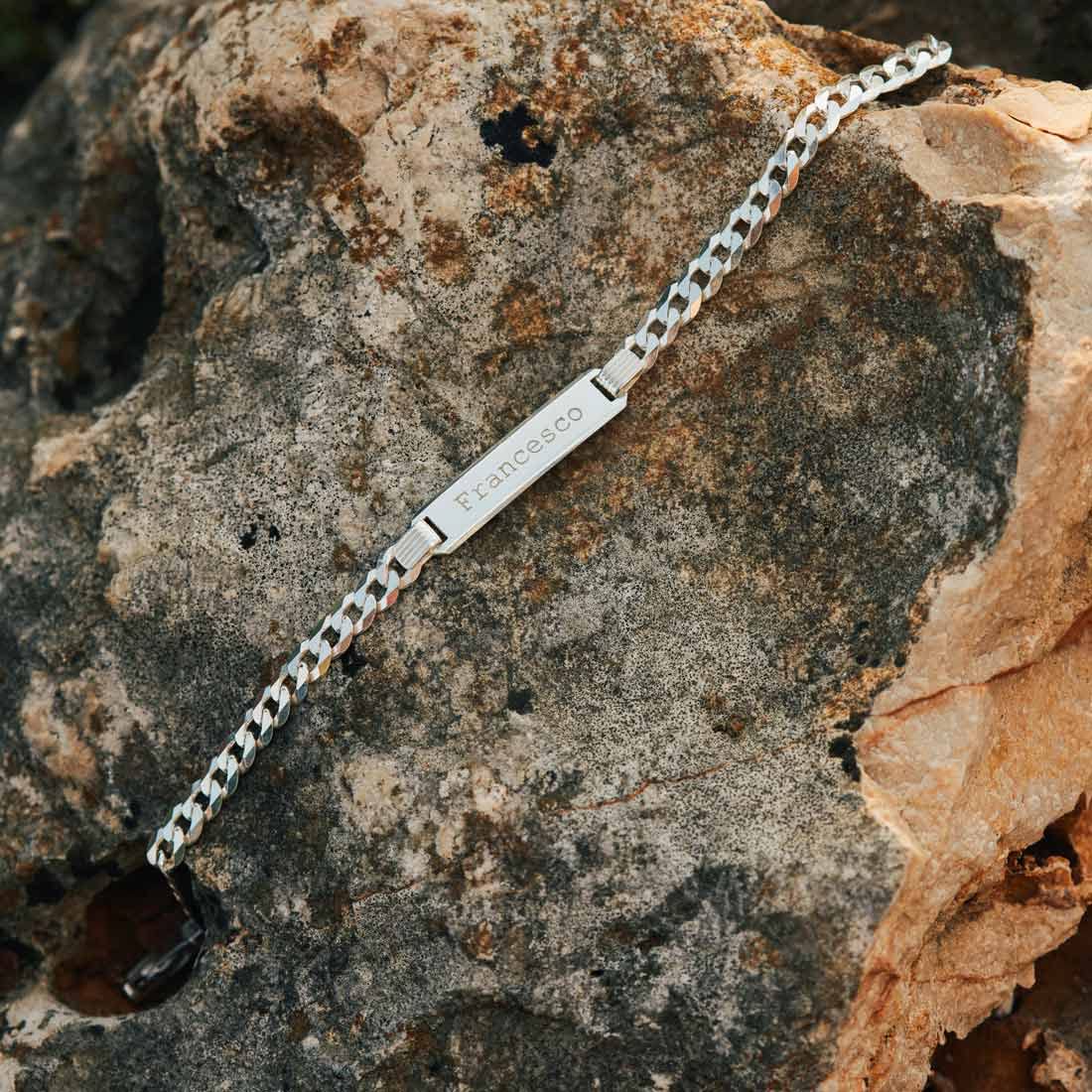 Giuzi - Bracciale Uomo Argento 925 Personalizzabile con Targhetta Incisa, Catena Grumetta Regolabile, Idea Regalo Uomo con Confezione