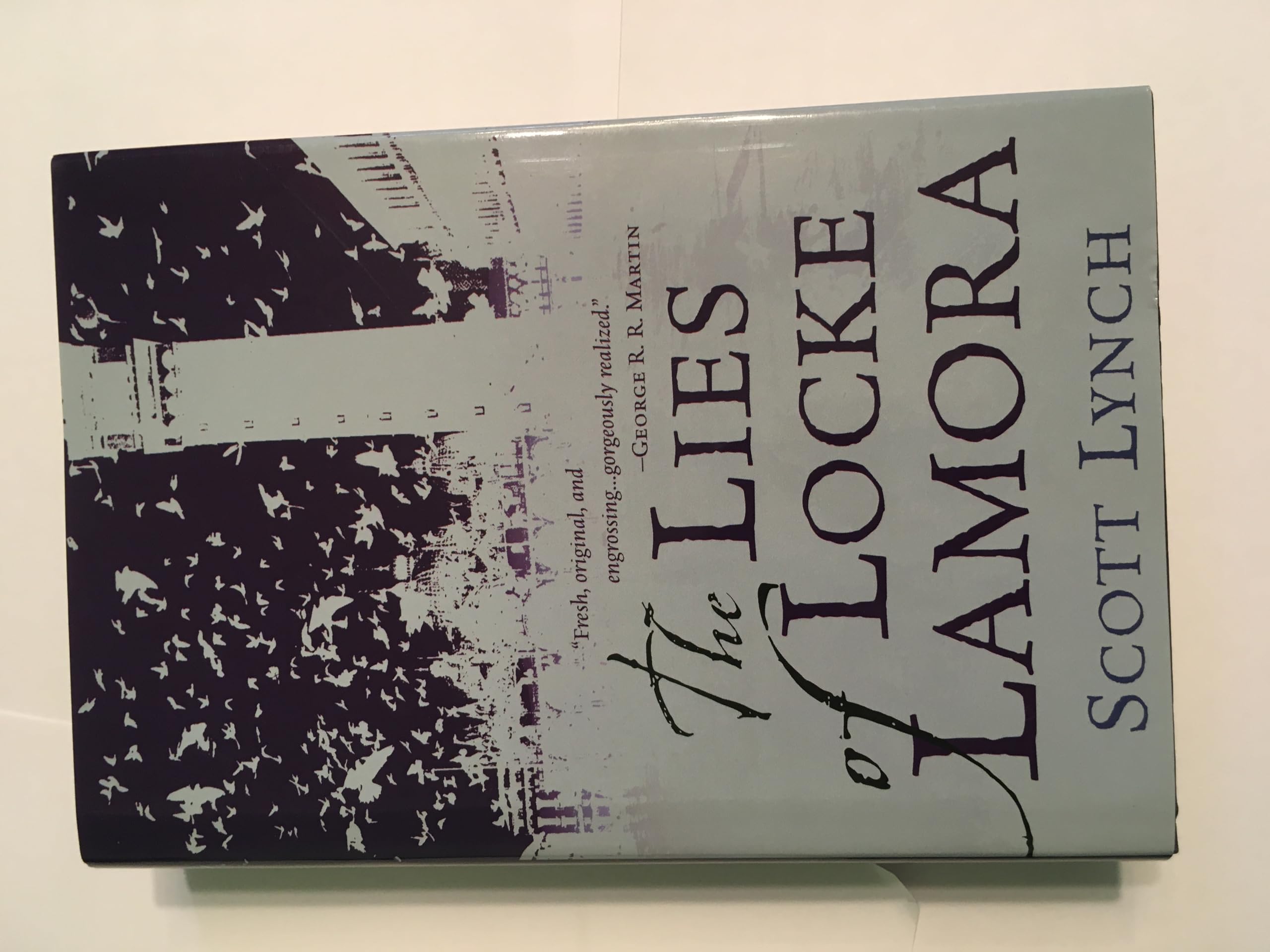 Buy The Lies of Locke Lamora โ BookShops.in