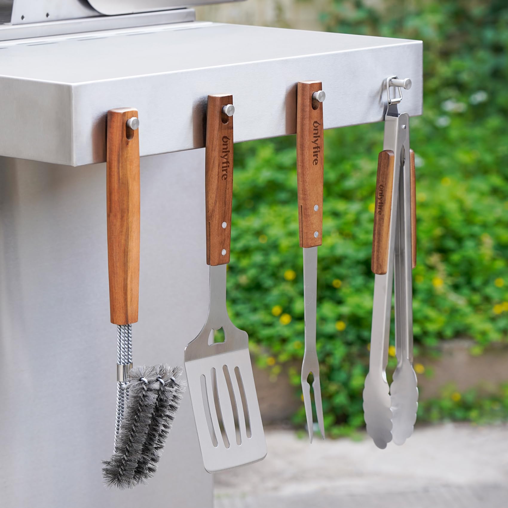 Onlyfire Set de Ustensiles pour Barbecue en Acier Inoxydable, 4 Pièces avec Poignées en Bois
