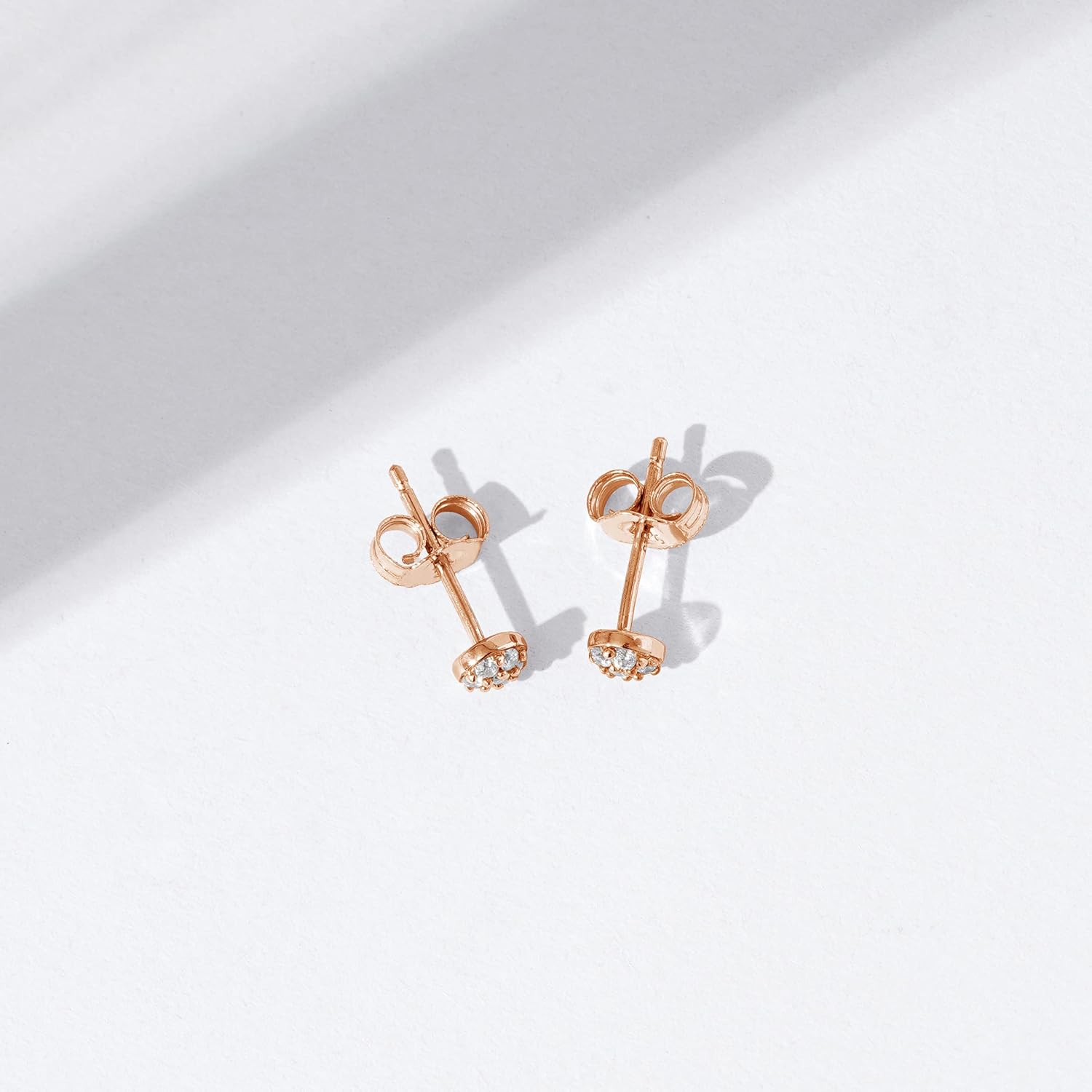 Amazon Essentials Rhodium Plated Sterling Silver Small Dainty Cubic Zirconia Pave Disc Earrings - Image 4