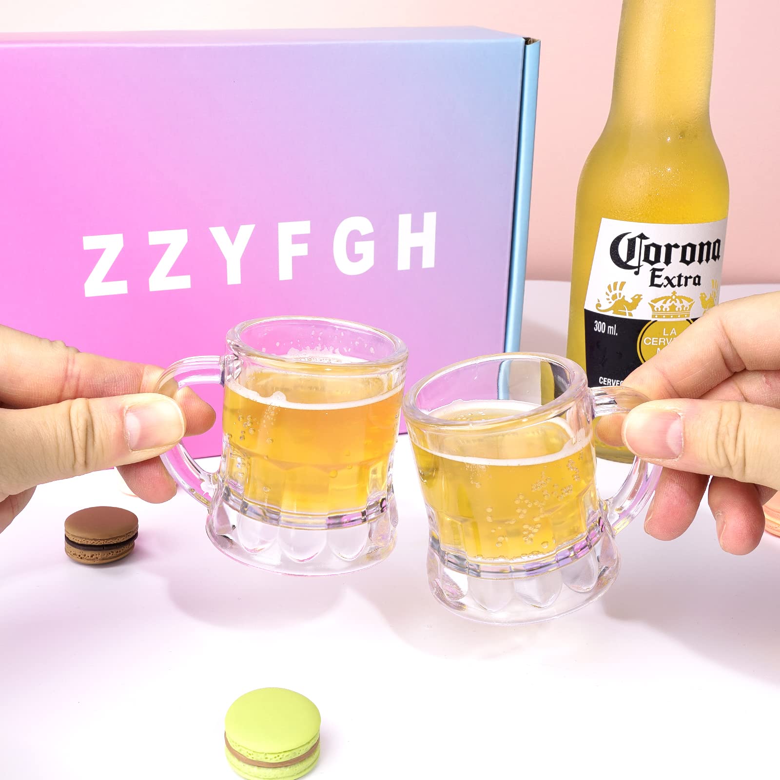 ZZYFGH Mini tazas de cerveza de plástico, 2 onzas, mini vasos de cerveza con asa para fiesta (juego de 12)
