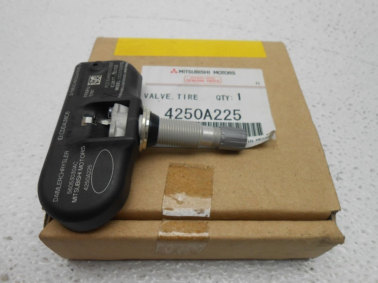 Genuine Mitsubishi Tire Pressure Monitor Sensor TPMS 4250B995 / 4250A225