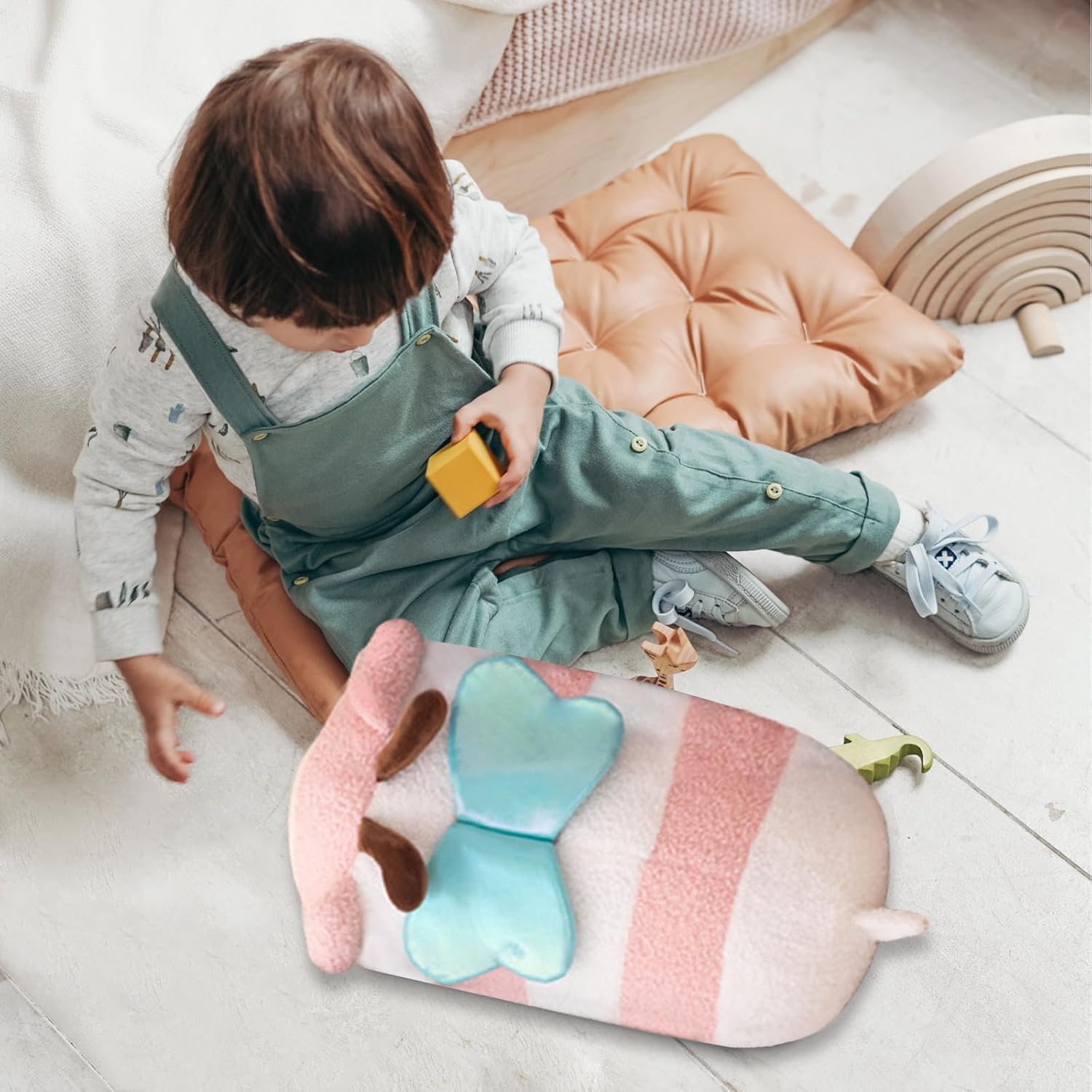 Cute Butterflie Stuffed Animal Toy Plush Pillow, Kawaii Plushies Cylindrical Body Pillow Stuffed Toy, Super Soft Cartoon Hugging Toy Gifts for Bedding, Kids & Girls Sleeping (Pink,Small - 11 inch)