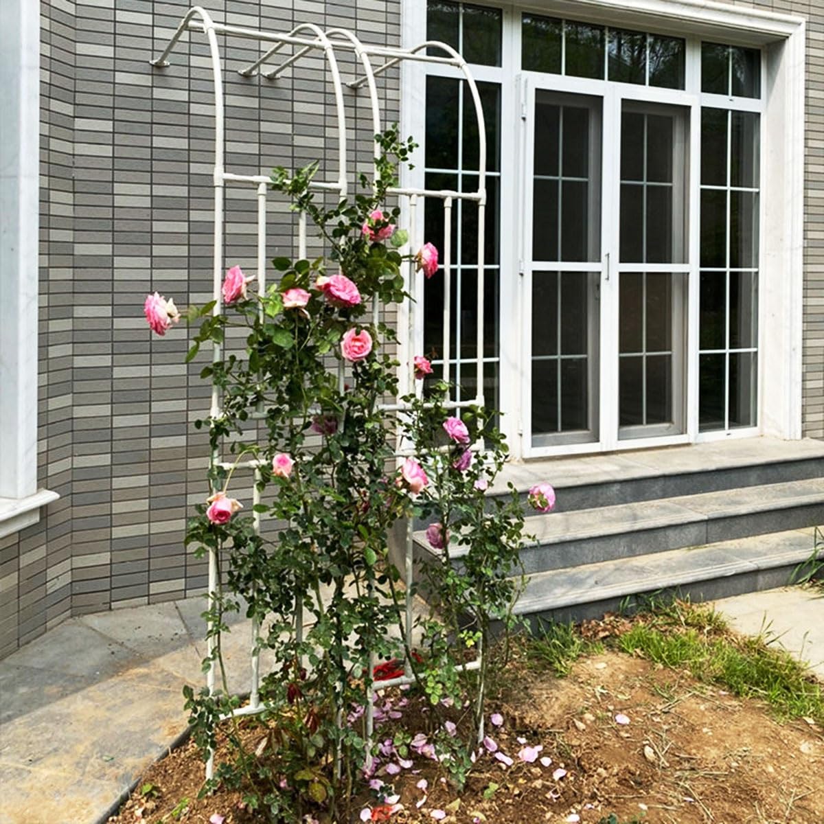 Arco da giardino regolabile in metallo bianco, 60-300 cm di larghezza x 240 cm di altezza, traliccio decorativo per piante rampicanti, pergolato semicircolare da parete, perfetto per giardini e