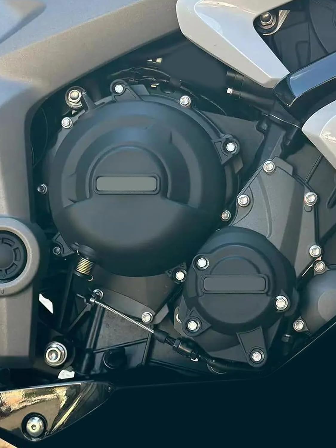 バイク用エンジンカバー保護 に適合するデイトナ660 2024年以降用