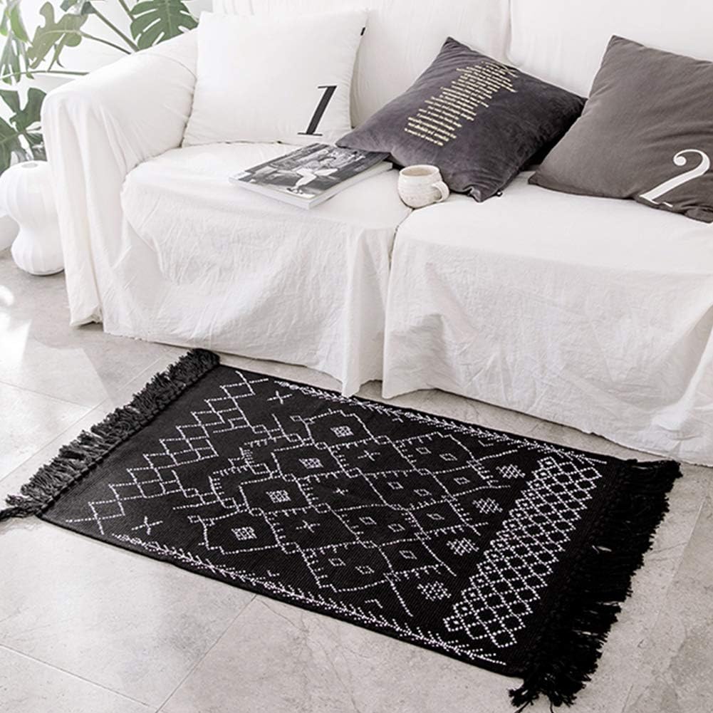 idee-home Boho Bathroom Rug, Boho Kitchen Runner Black and White Bath Rugs, Washable Bath Mat Small Woven Bohemian Farmhouse Tassels Moroccan Rug