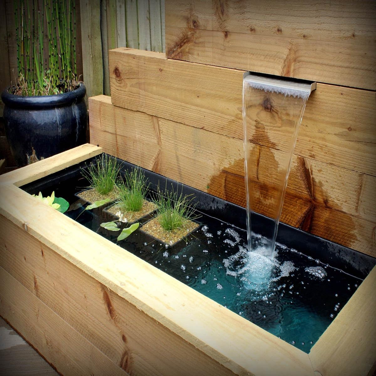 Rivestimento flessibile in LDPE per laghetti, resistente alle forature, per cascate e bordi da giardino, membrana sottofondo nera disponibile nelle misure 2 x 2 m, 3 x 2 m, 3 x 5 m, 4 x 6 m.