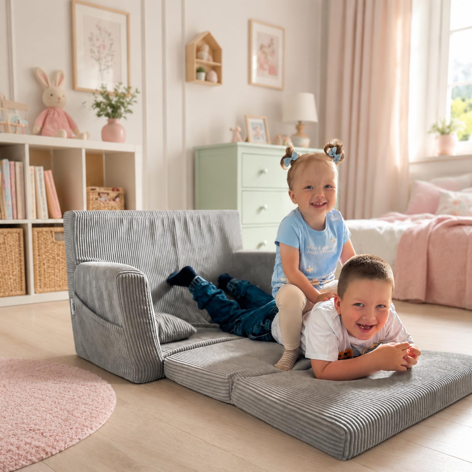 Flumi Personnalisé Canapé Enfant Convertible 3in1 Lit d Appoint Enfant - Mini Canapé avec nom de l'enfant - Mousse Chauffeuse Enfant avec Fonction Lit - Farbe: (côtelé Gris)