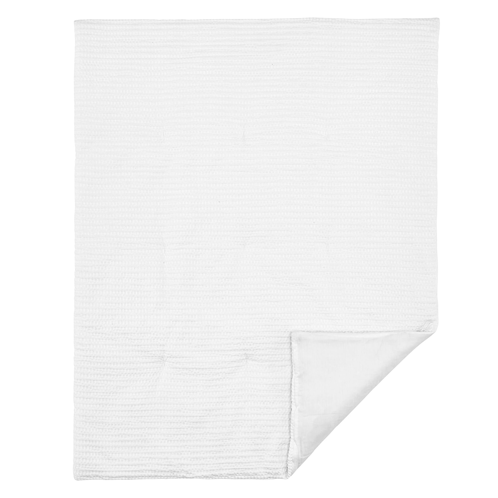Levtex Baby - Juego de cama para cuna Mills Waffle - Juego de guardería para bebé - Blanco - Waffle texturizado blanco - Juego de 4 piezas que incluye edredón, sábana bajera, volantes y cesta de