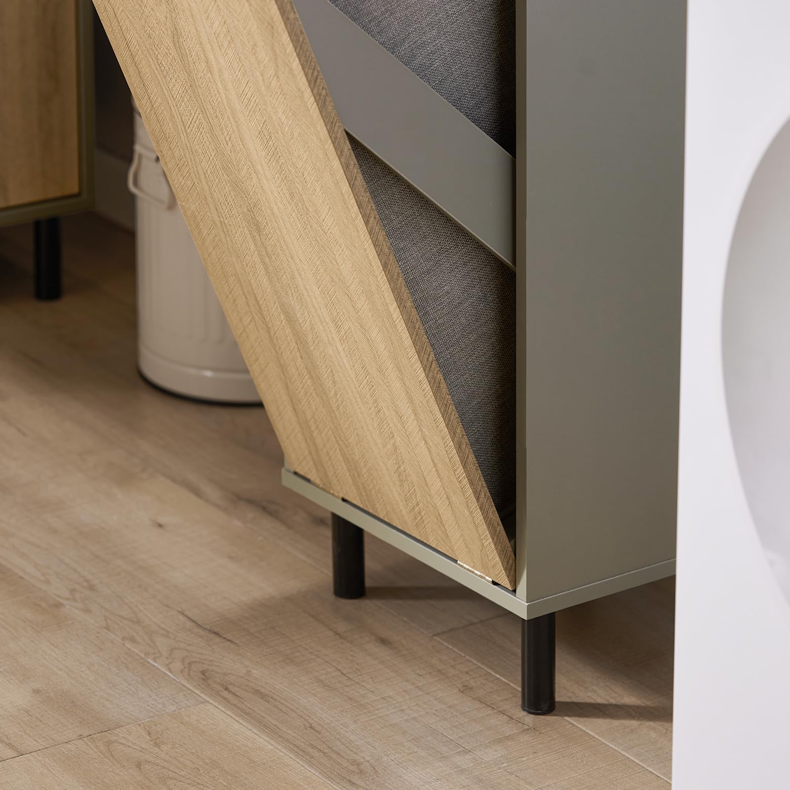 SoBuy Mueble Ropa Sucia baño con Saco abatible – Armario baño Estrecho con Patas de Metal y cesto para Ropa Sucia Gris Natural 31,5x86x30cm BZR132-NG