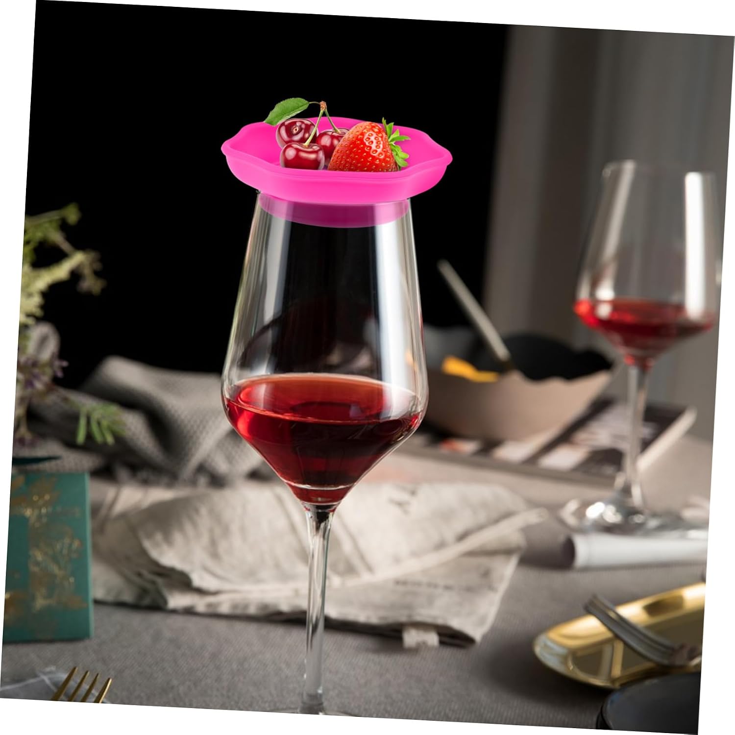 Zerodeko Silicone Wine Glass Charcuterie Board Topper Versatile Drink Cover for Parties and Gatherings Integrated Snack Tray and Elegant Design for Entertaining