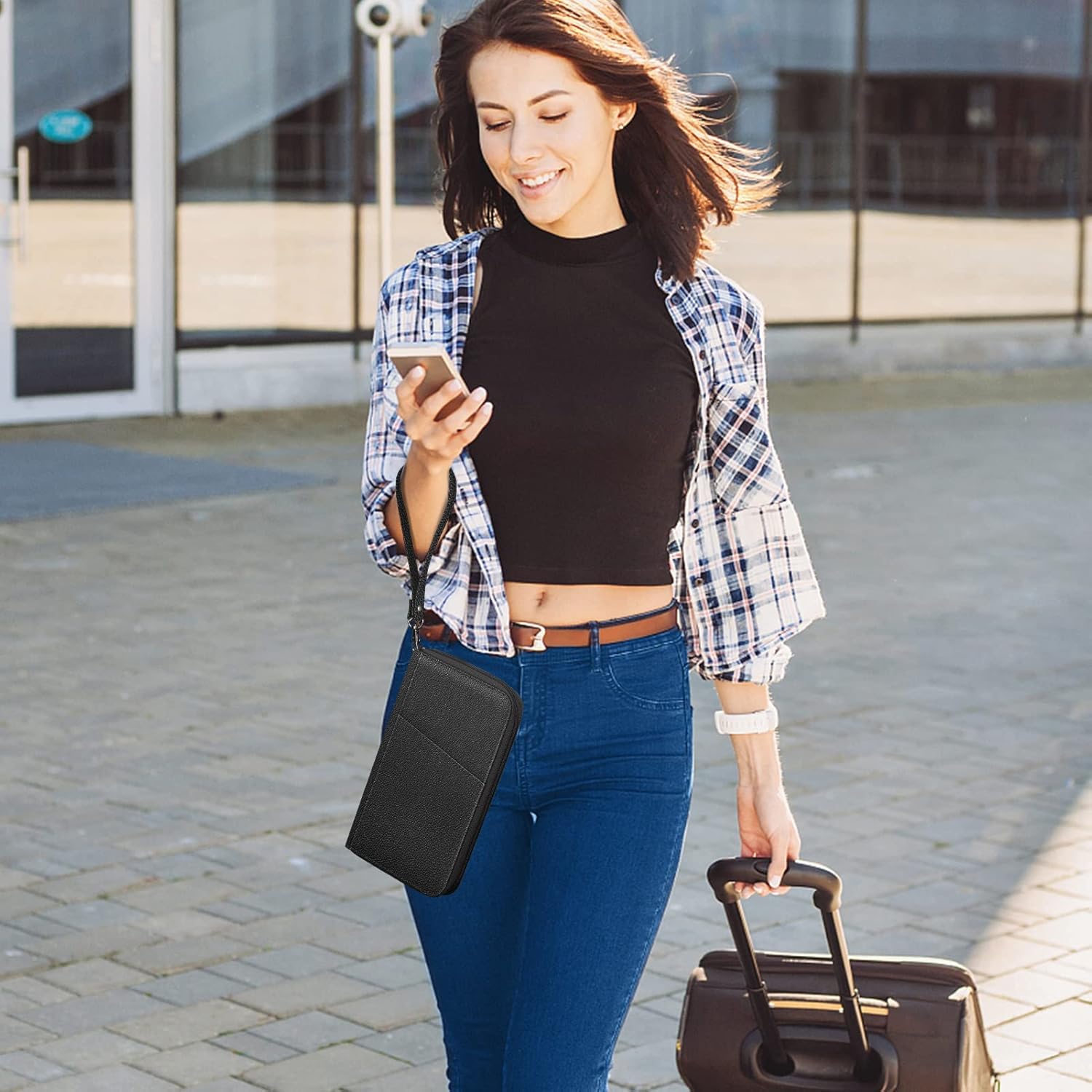 Fintie Family Passport Holder Wallet, RFID Blocking Travel Document Organizer Clutch Bag Credit Cards Case Cover for Women Men - Image 7