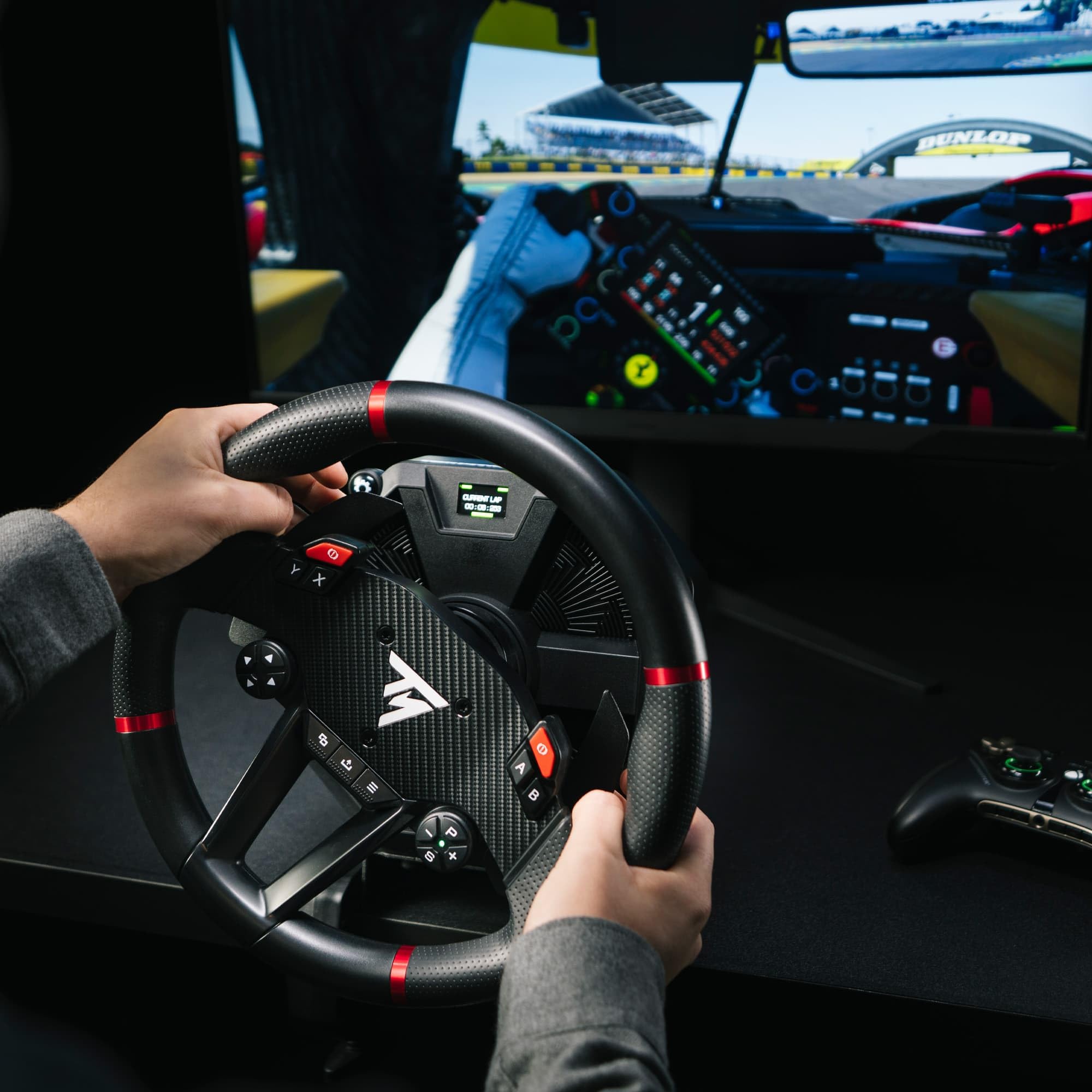 Thrustmaster T598 – Volant de Course Direct Axial Drive pour Xbox Series X|S, Xbox One et PC – Retour de Force Nouvelle Génération – Précision Absolue – Pédalier Raceline Inclus – Noir